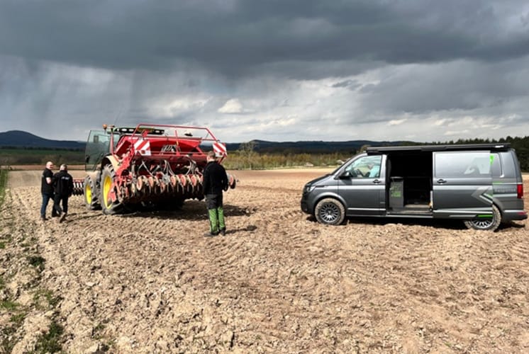 Avon Tuning HD carrying out a remap in the field